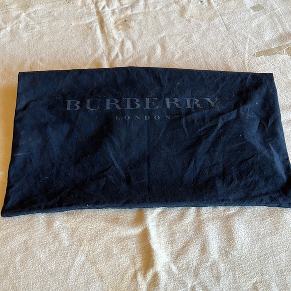 Burberry bucket plaid handbag - Picture 4 of 4